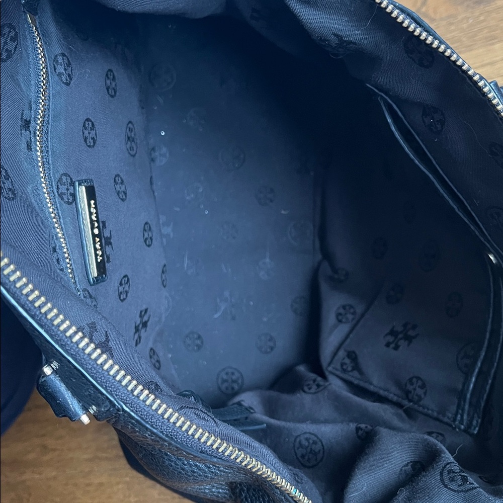 Tory Burch Bombe T Black Leather Double Handle Satchel - Picture 8 of 11